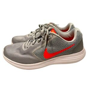 NIKE Women's Revolution 3 Running Tennis Shoe Size 9.5